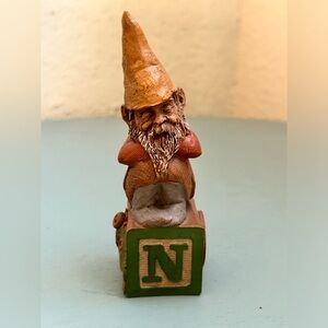 Tom Clark Cairn Studios Letter N Gnome - Signed - 1995 - # 20
